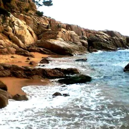 Апартаменти Thegoldsand Cala Salions