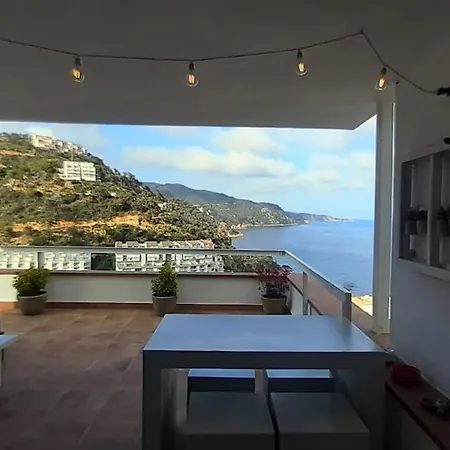 Thegoldsand Cala Salions