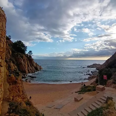 Thegoldsand Cala Salions Tossa de Mar
