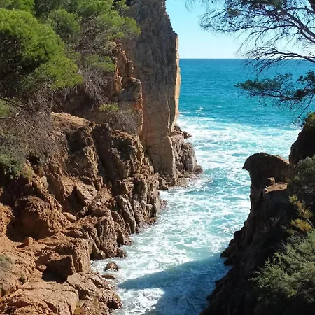 Thegoldsand Cala Salions *